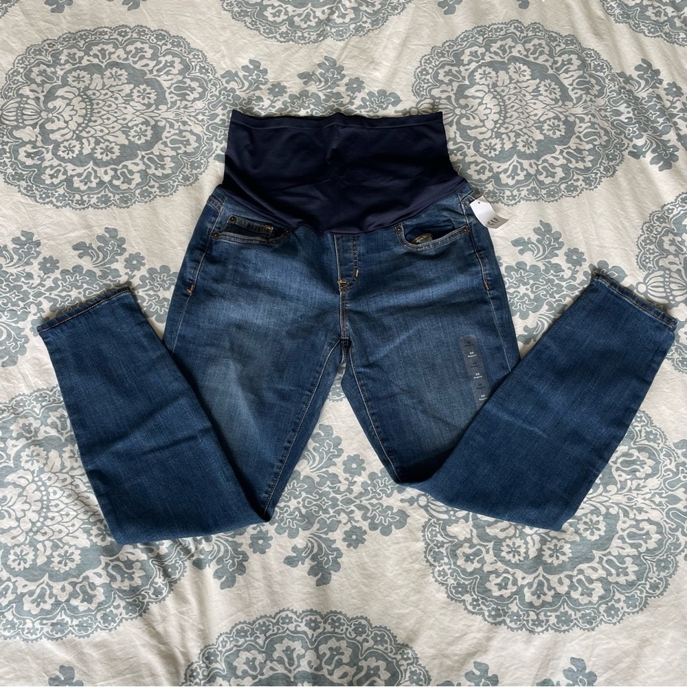 NWT GAP Maternity Full Panel Jeans Size 30